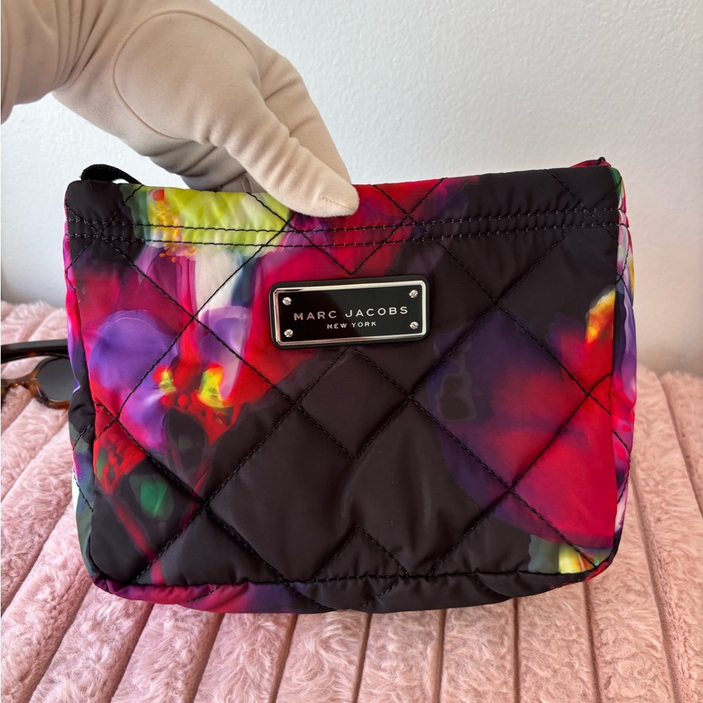 Marc Jacobs Vibrant Quilted Crossbody Bag excellent condition
